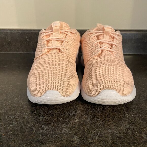Nike Roshe One 'Salmon' - Size 5.5Y - Picture 3 of 8